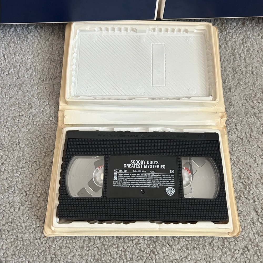 Scooby-Doo VHS / DVD Lot of 3, including Greatest Mysteries - Picture 7 of 12
